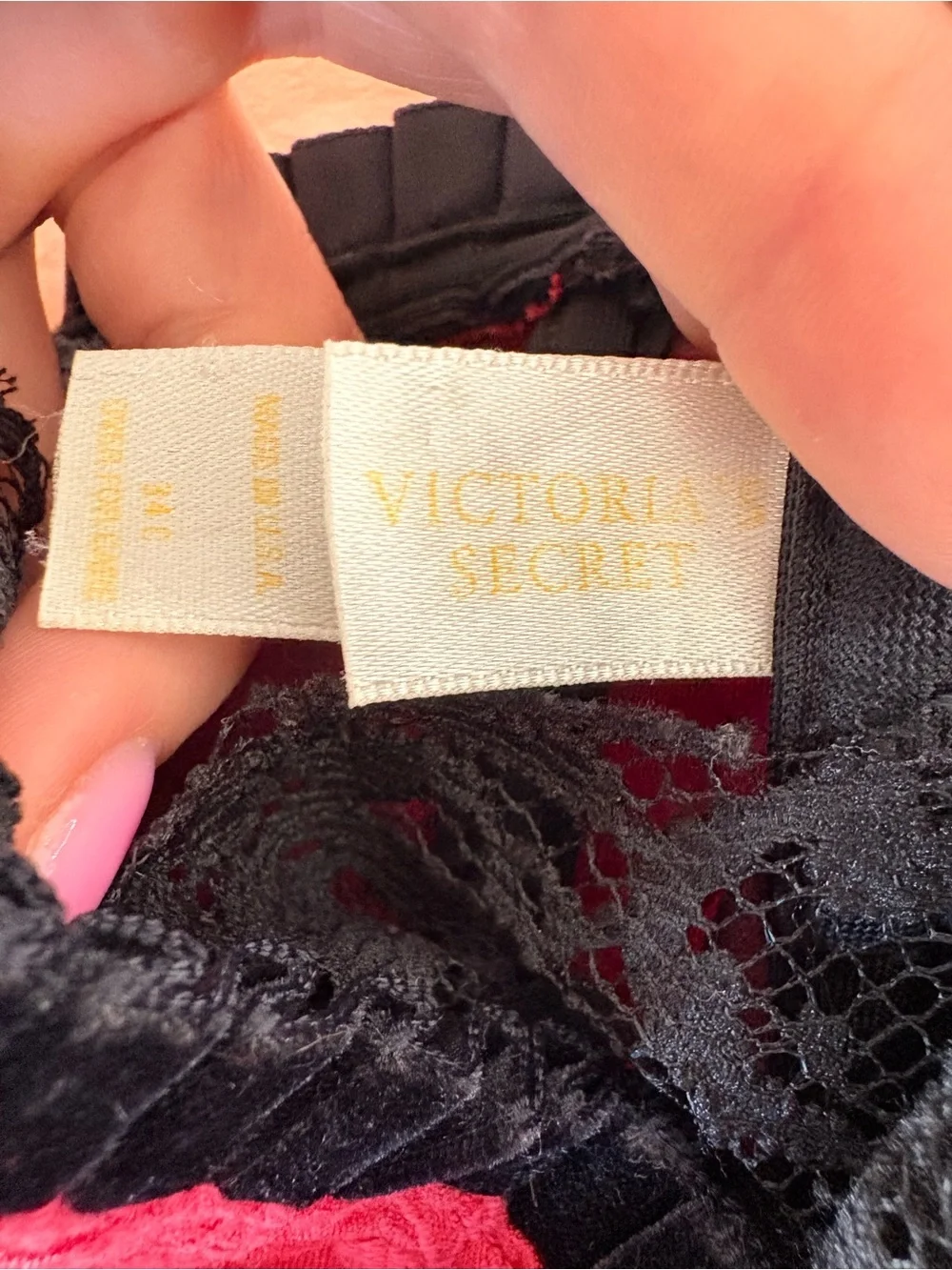 VNTG Victoria’s Secret Red Black Lace Trim Corset Top Boning Saloon Sexy 34C - Picture 5 of 8
